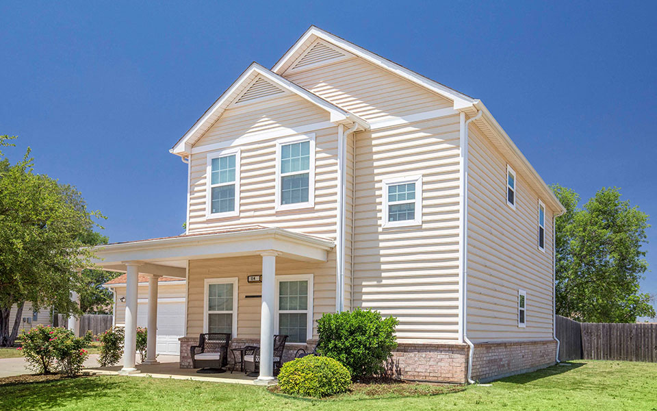 Dyess Family Homes Family Housing at Dyess AFB, TX Photos